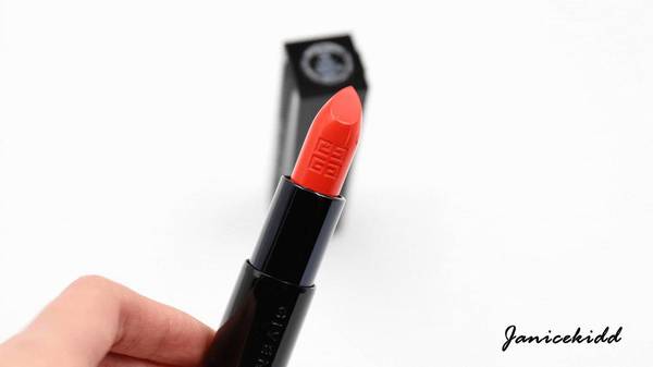 紀(jì)梵希2017全新禁忌之吻色號 紀(jì)梵希2017年全新禁忌之吻試色 紀(jì)梵希2017全新禁忌之吻色號 紀(jì)梵希2017年全新禁忌之吻試色