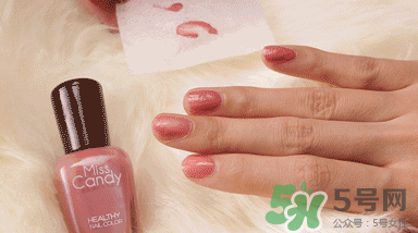 豆沙色指甲油推薦 豆沙色指甲油是什么樣的 豆沙色指甲油推薦 豆沙色指甲油是什么樣的