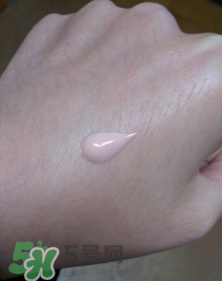 dior迪奧夢幻美肌修顏乳怎么用？迪奧修顏乳怎么用