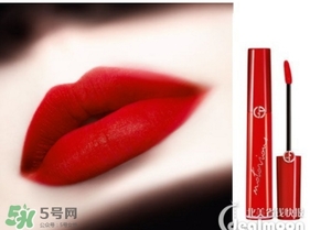 阿瑪尼2017限量紅管色號(hào)試色 阿瑪尼notorious紅管唇釉試色 阿瑪尼2017限量紅管色號(hào)試色 阿瑪尼notorious紅管唇釉試色