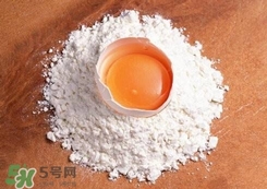 蛋白怎么打發(fā)才算成功?蛋白怎么打到硬性發(fā)泡 蛋白怎么打發(fā)才算成功?蛋白怎么打到硬性發(fā)泡