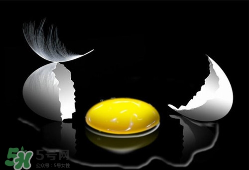 蛋白怎么打發(fā)才算成功?蛋白怎么打到硬性發(fā)泡 蛋白怎么打發(fā)才算成功?蛋白怎么打到硬性發(fā)泡