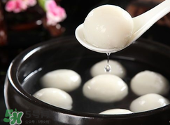 元宵為什么會(huì)裂開？怎么煮元宵不容易裂開？