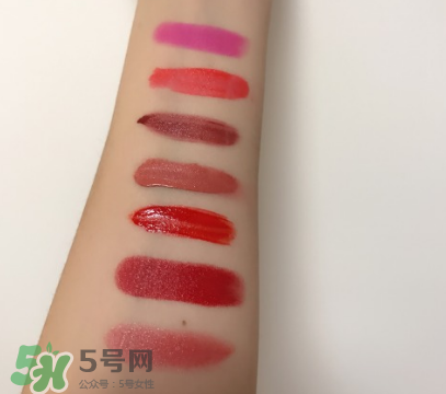 YSL黑管唇釉411試色 YSL黑管411是什么顏色 YSL黑管唇釉411試色 YSL黑管411是什么顏色