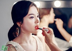 情人節(jié)送一支口紅合適嗎？情人節(jié)送口紅送幾支合適？