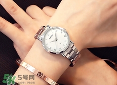 送男生手表代表什么意思?女生送男生手表的含義 送男生手表代表什么意思?女生送男生手表的含義