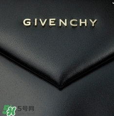 tom ford和紀(jì)梵希哪個好？tom ford口紅和紀(jì)梵希哪個好用？