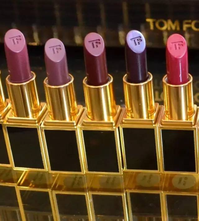 tom ford和迪奧哪個(gè)好？tom ford口紅和dior口紅哪個(gè)好？