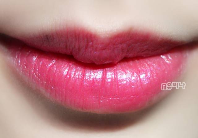tom ford和迪奧哪個(gè)好？tom ford口紅和dior口紅哪個(gè)好？