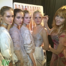 tom ford和charlotte tilbury哪個(gè)好？tf口紅和ct口紅哪個(gè)好？