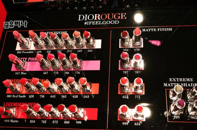 tom ford和迪奧哪個(gè)好？tom ford口紅和dior口紅哪個(gè)好？