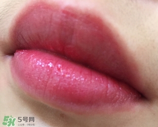 tom ford和mac哪個好？tom ford口紅和mac口紅哪個好？