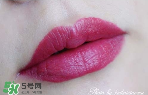 蘭蔻菁純唇膏388試色 蘭蔻菁純唇膏388試色圖 蘭蔻菁純唇膏388試色 蘭蔻菁純唇膏388試色圖