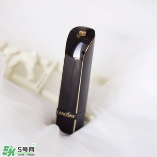 蘭蔻菁純唇膏388試色 蘭蔻菁純唇膏388試色圖 蘭蔻菁純唇膏388試色 蘭蔻菁純唇膏388試色圖