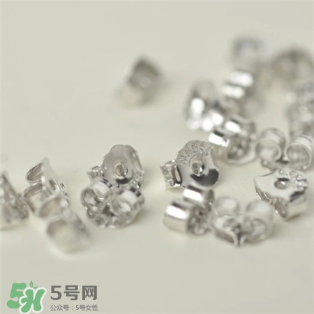 耳釘后面的鐵塞怎么取?耳釘后面的塞子取不掉怎么辦? 耳釘后面的鐵塞怎么取?耳釘后面的塞子取不掉怎么辦?