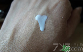 安耐曬金瓶怎么樣？安耐曬金瓶好用嗎？