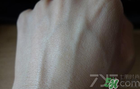 安耐曬金瓶怎么樣？安耐曬金瓶好用嗎？