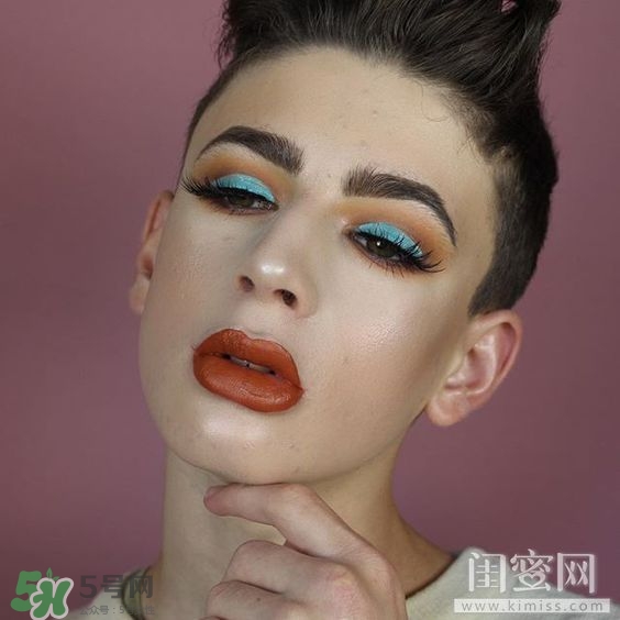 豆沙色和南瓜色的區(qū)別 豆沙色和南瓜色哪個(gè)好看？