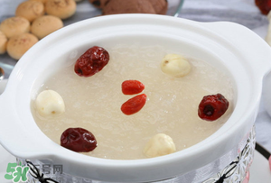 為什么煮紅棗會(huì)有白沫？紅棗煮出來上面一層白沬是什么？