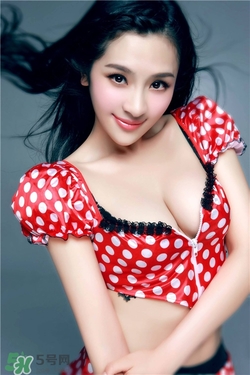 假體墊下巴多久恢復(fù)自然？假體墊下巴多久消腫？