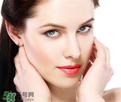 玻尿酸隆鼻會變形嗎？玻尿酸隆鼻會碰歪嗎？