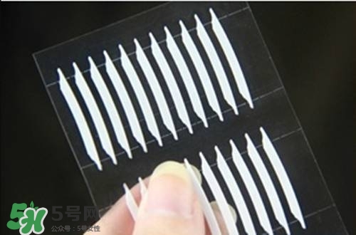 雙眼皮貼的正確貼法 雙眼皮貼怎么貼 雙眼皮貼的正確貼法 雙眼皮貼怎么貼