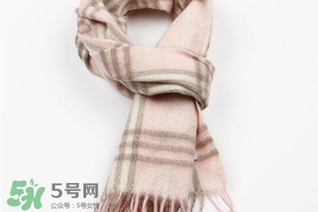 三月份能戴圍巾嗎？三月份戴圍巾熱嗎？