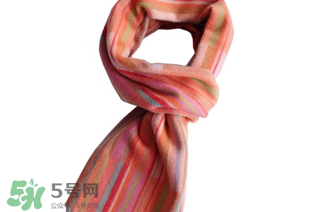 三月份能戴圍巾嗎？三月份戴圍巾熱嗎？