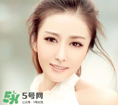 美白精華哪個(gè)牌子好 哪個(gè)牌子的美白精華好 美白精華哪個(gè)牌子好 哪個(gè)牌子的美白精華好