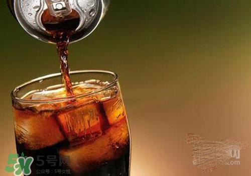 紅?？梢院涂蓸芬黄鸷葐?？紅牛和可樂一起喝的反應