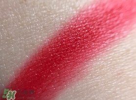 美康粉黛紅鸞心動唇釉怎么樣？美康粉黛氣墊唇釉好用嗎