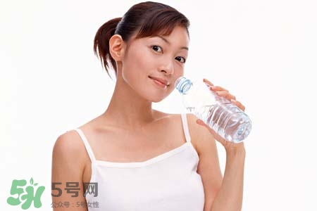 春天要多喝水嗎？春天多喝水有什么好處？