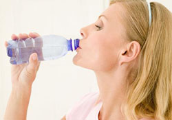 春天要多喝水嗎？春天多喝水有什么好處？