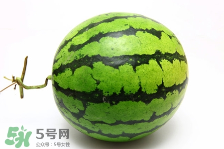 吃西瓜可以用勺子嗎？西瓜用勺子吃好嗎？