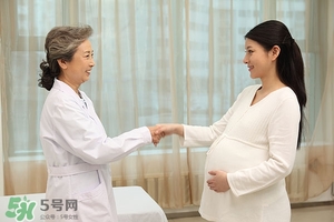 懷孕2個月肚子隱隱作痛 懷孕2個月肚子疼是怎么回事 懷孕2個月肚子隱隱作痛 懷孕2個月肚子疼是怎么回事