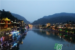 4月份去長沙穿什么？四月份去長沙穿什么衣服？