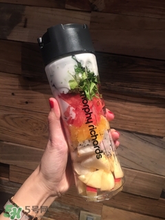 摩飛榨汁機(jī)和my juice哪個(gè)好？摩飛榨汁機(jī)和my juice對(duì)比