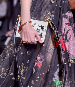 迪奧2017春夏走秀款包包 dior2017春夏系列新品包包推薦 迪奧2017春夏走秀款包包 dior2017春夏系列新品包包推薦