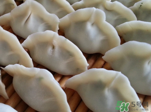 薺菜餃子可以放韭菜嗎？薺菜餃子放韭菜好嗎？