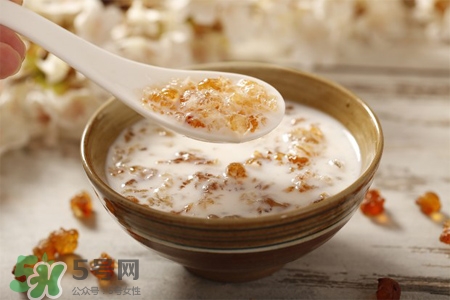 吃桃膠會發(fā)胖嗎？桃膠吃多了會胖嗎？