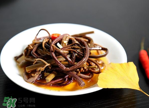 干蕨菜致癌嗎？干蕨菜致癌是真的嗎？