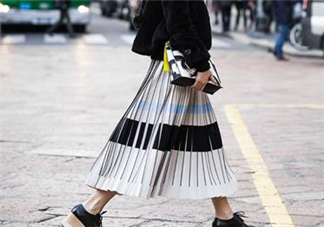 長(zhǎng)裙搭配什么上衣？長(zhǎng)裙搭配什么上衣好看？