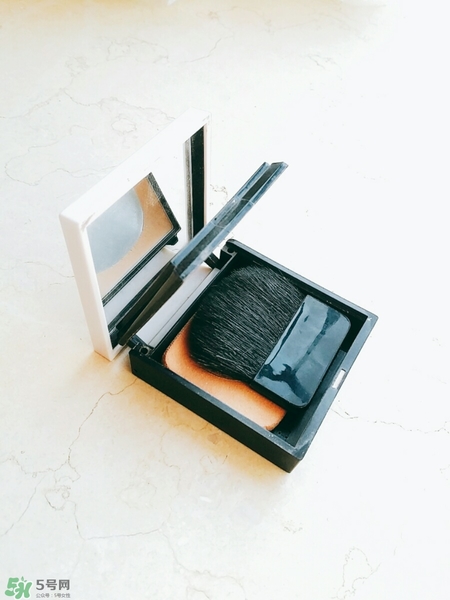 benefit貝玲妃彩妝怎么樣?貝玲妃彩妝有什么推薦? benefit貝玲妃彩妝怎么樣?貝玲妃彩妝有什么推薦?