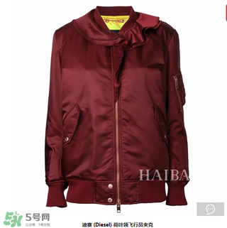 白百合紅色外套是什么牌子？白百合紅色外套是哪個(gè)品牌？