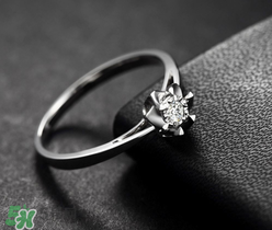 鉑金戒指容易刮花嗎？鉑金戒指刮花了怎么辦？