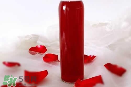 玫瑰水可以天天用嗎？玫瑰水多久用一次比較好？