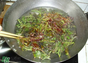 香椿為什么要焯水？香椿怎么焯水？