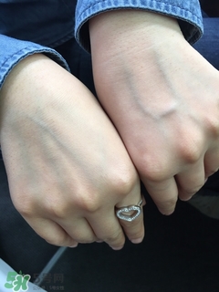 ysl蕾絲氣墊粉餅怎么用？ysl超模蕾絲氣墊粉餅使用方法