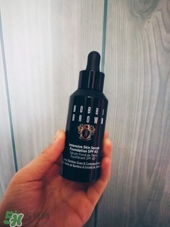 混油皮用什么粉底液 不同膚質(zhì)用什么粉底液 混油皮用什么粉底液 不同膚質(zhì)用什么粉底液