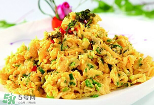 香椿可以炒鴨蛋嗎？香椿炒鴨蛋有什么好處？